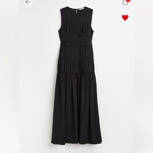 H&M Pleated Black Dress Women’s Small
